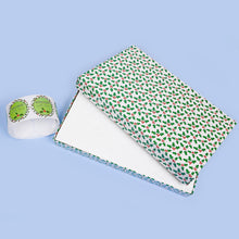 1 Pound Folding Short Two-Piece Boxes, Holly & Berries