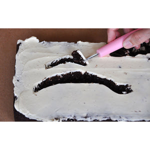 Cake Sculpting Hook 1